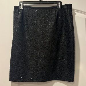 Black sequin size M skirt
